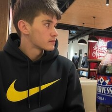 Фотография мужчины Макс, 21 год из г. Екатеринбург