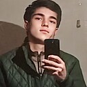 Максудчон, 22 года