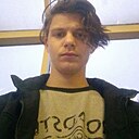 Виктор, 18 лет