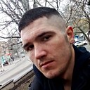 Артём, 23 года