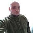 Олег, 33 года