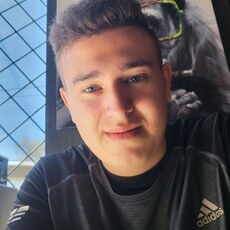Фотография мужчины Никита, 18 лет из г. Геническ