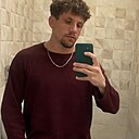 Роман, 33 года