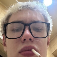 Фотография мужчины Матвей, 19 лет из г. Благовещенск