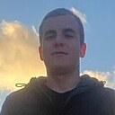 Денис, 23 года