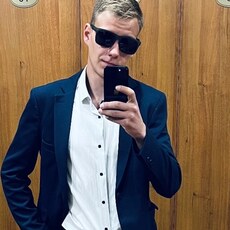 Фотография мужчины Валерий, 26 лет из г. Серпухов