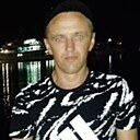 Юрий, 33 года