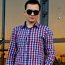 Илья, 33 года