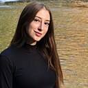 Полина, 22 года