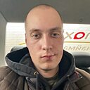 Стас, 22 года