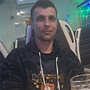 Простой, 33 года