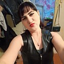 Анюта Захарова, 32 года