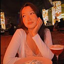 Акмарал, 22 года