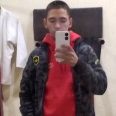 Фотография мужчины Артëм, 20 лет из г. Ижевск