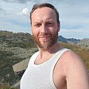 Михаил, 33 года