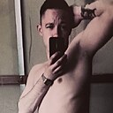 Максим, 22 года