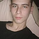 Максим, 25 лет