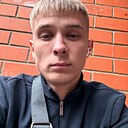 Максим, 23 года