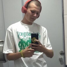 Фотография мужчины Тимофей, 18 лет из г. Владивосток