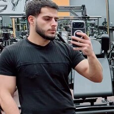 Фотография мужчины Рамин, 23 года из г. Новый Уренгой