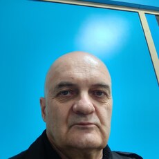 Фотография мужчины Влад, 65 лет из г. Москва