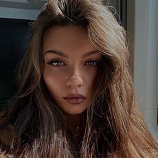 Фотография девушки Саша, 19 лет из г. Минск