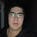 Денис, 24 года