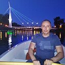 Роман, 44 года