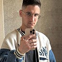 Максим, 23 года