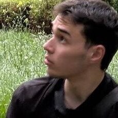 Фотография мужчины Лев, 18 лет из г. Санкт-Петербург