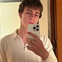 Роман, 19 лет