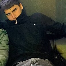 Фотография мужчины Эрик, 18 лет из г. Ижевск