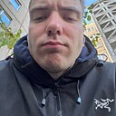Виталий, 22 года
