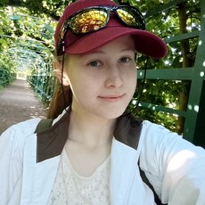 Фотография девушки Ася, 20 лет из г. Санкт-Петербург