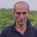 Тохир, 42 года