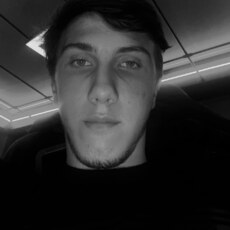 Фотография мужчины Влад, 19 лет из г. Пятигорск