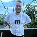 Максим, 22 года