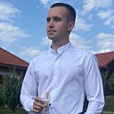 Илья, 22 года