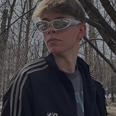 Фотография мужчины Maksim, 18 лет из г. Екатеринбург