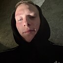 Максим, 23 года