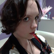 Фотография девушки Арина, 18 лет из г. Санкт-Петербург