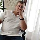 Виктор, 33 года
