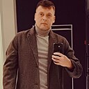 Илья, 32 года