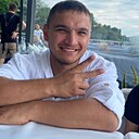 Михаил, 32 года