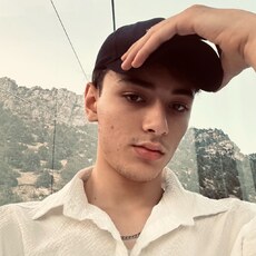 Фотография мужчины Нажмиддин, 20 лет из г. Нижний Новгород