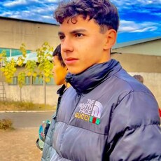 Фотография мужчины Азиз, 18 лет из г. Ош