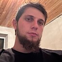 Амир, 24 года