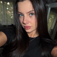 Фотография девушки Полина, 25 лет из г. Новосибирск