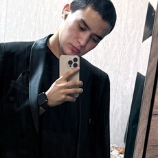 Фотография мужчины Рамиль, 21 год из г. Челябинск