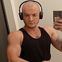 Роман, 33 года